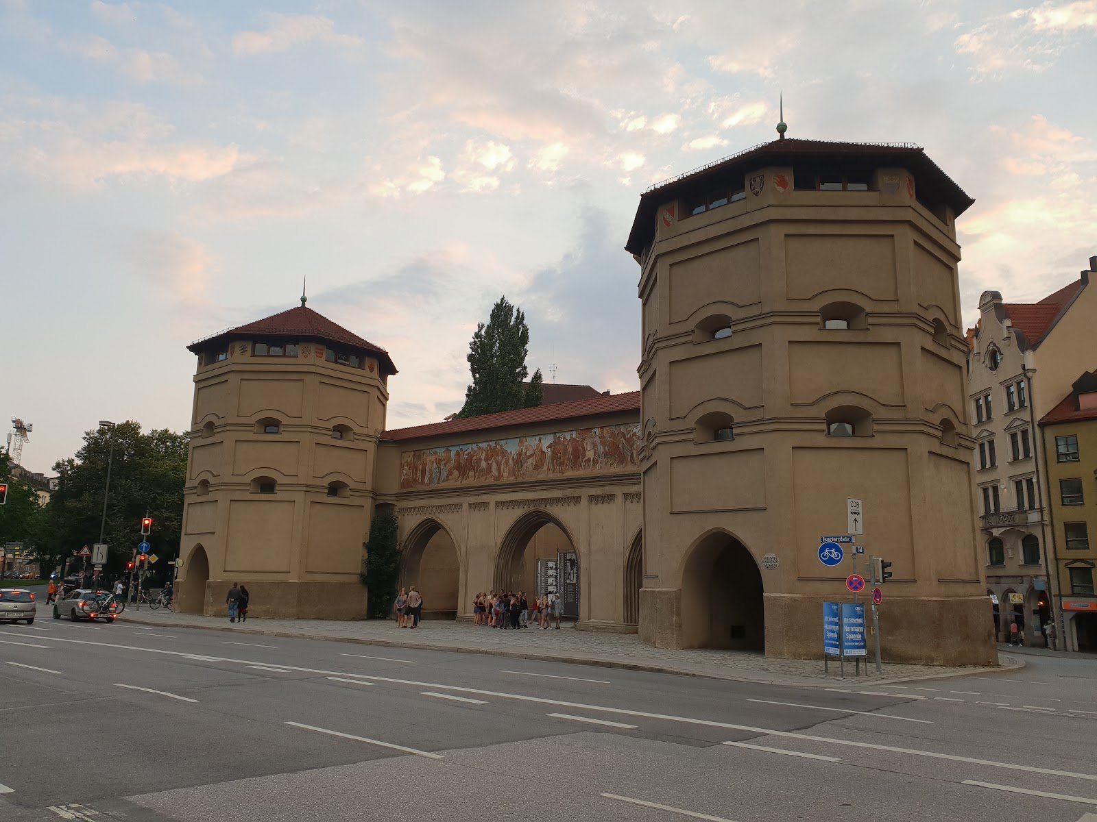 Foto 2 von 3
